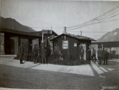 Levico. Auto-Reserve.Telephonzentrale. (BildID 15648550)