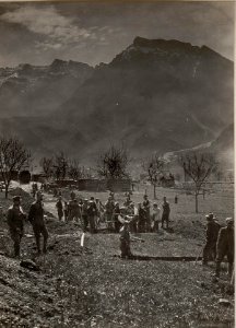 Levico. Schienenlegung für den Druckereizug. (BildID 15641546)