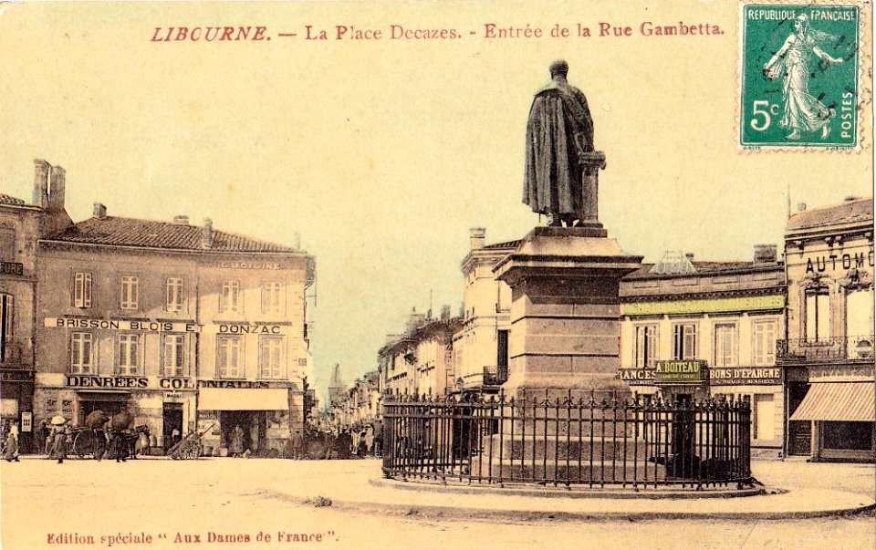 Libourne Place Decazes Statue 8