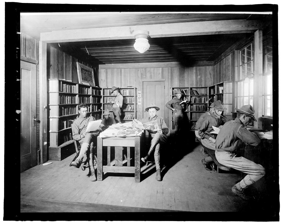 Library War Service, Knights of Columbus Library, Camp Kearney LCCN2016824470