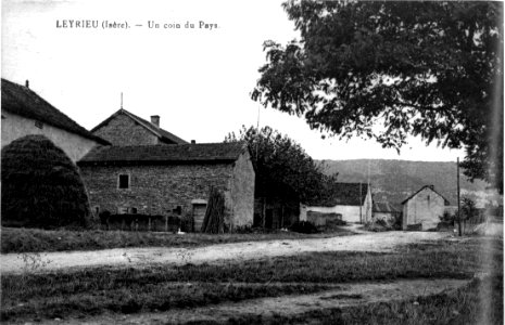 Leyrieu, un coin du pays en 1912, p 114 de L'Isère les 533 communes photo