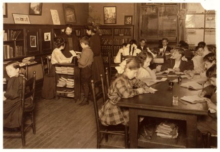 Library, Henry St. Settlement. New York City. LOC cph.3a48918 photo