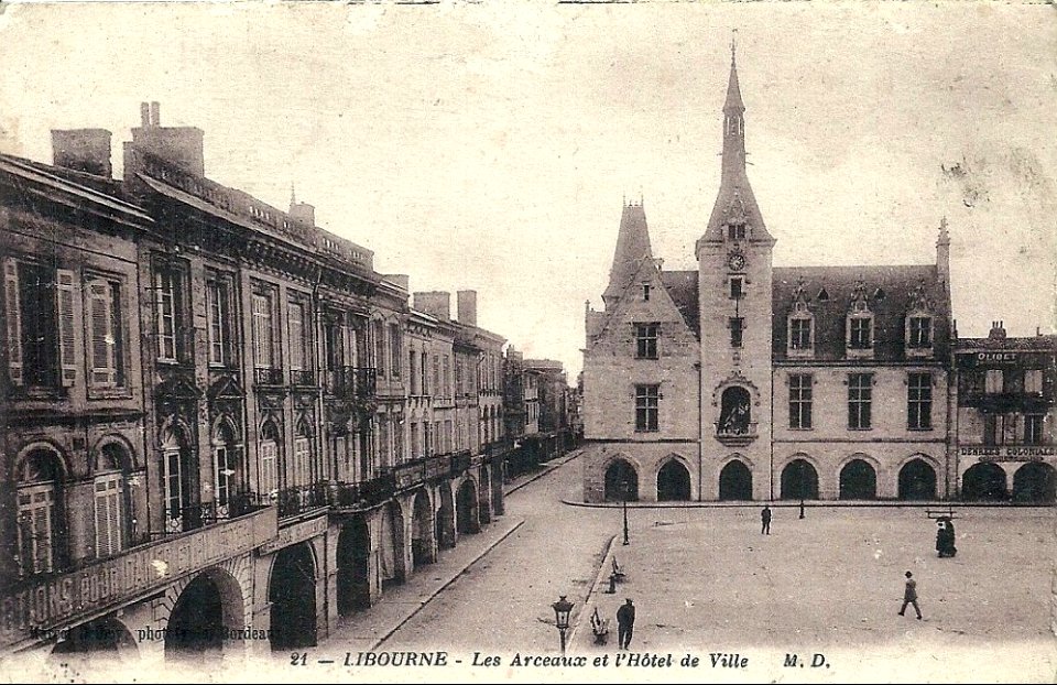 Libourne Hôtel de ville 11