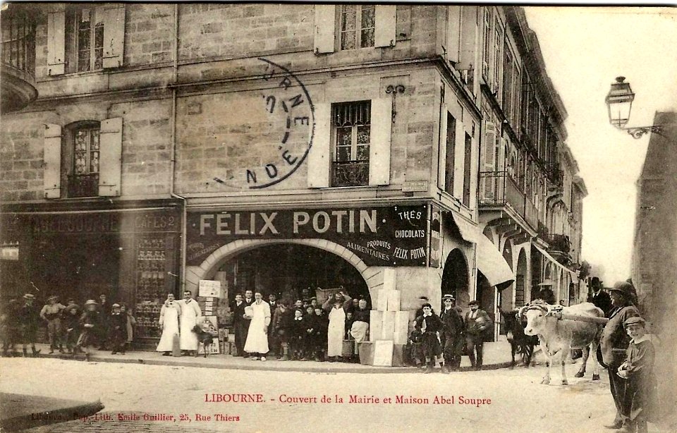 Libourne Place Abel Surchamp Arcades 5