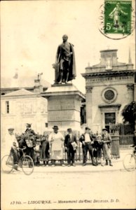 Libourne Place Decazes Statue 1