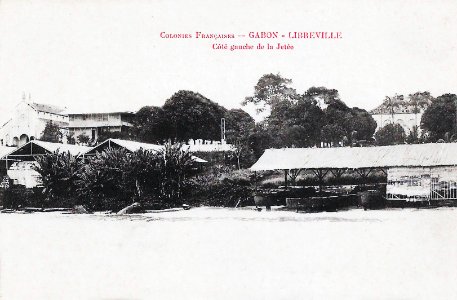 Libreville-Côté gauche de la jetée photo