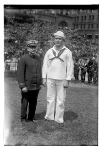 Lieut. Wright & Joe Cox LCCN2014705164