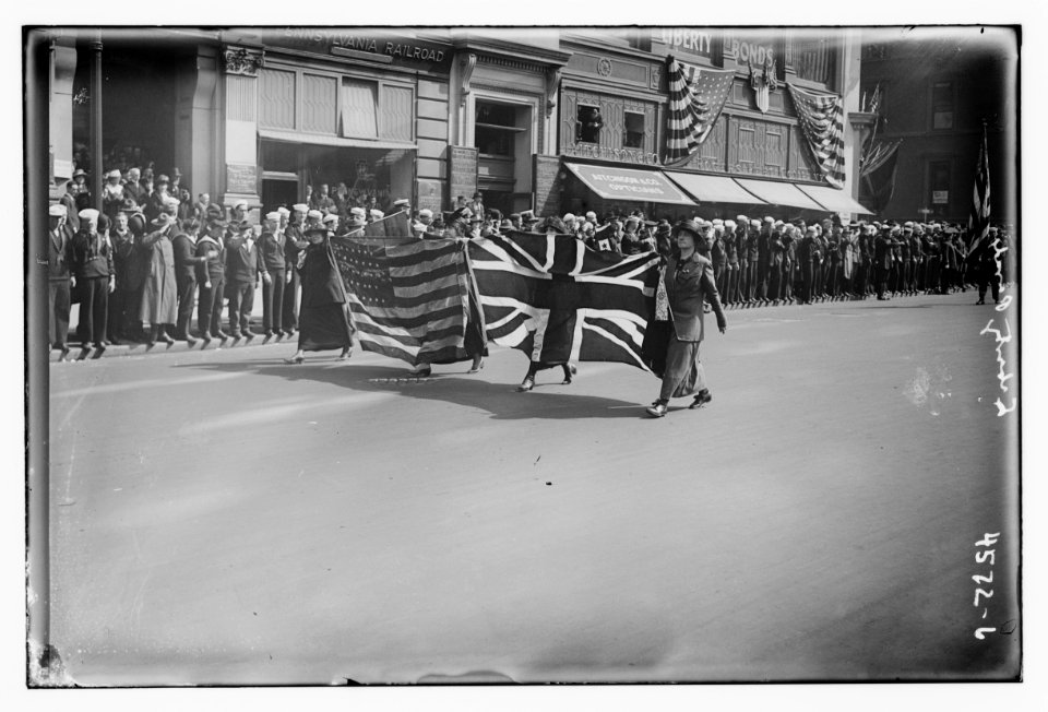 Liberty Parade LCCN2014706894