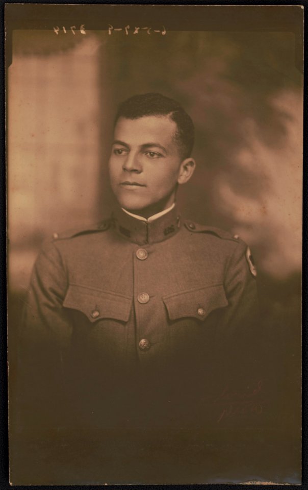 Lieutenant William S. Nelson of the 92nd Infantry Division in uniform LCCN2017648714