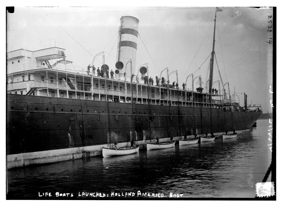 Life boats launched, Holland America line LCCN2014691956