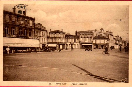 Libourne Place Decazes 4