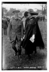 Lieut. A.K. Bell, Audrey Hoffman LCCN2014707054