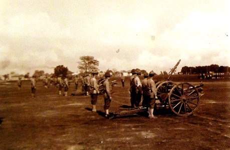 Light-artillery drill, U.S. Marine Barracks, Quantico, Virginia, November 20, 1918 (30954228052)