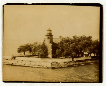Lighthouse at end of ship canal, St. Clair Lake, (i.e., Sand Island Lighthouse near Bayfield, Wisconsin) LCCN2005691052