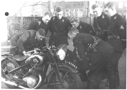 Lijfwacht Mussert - Fotodienst der NSB - NIOD - 78125