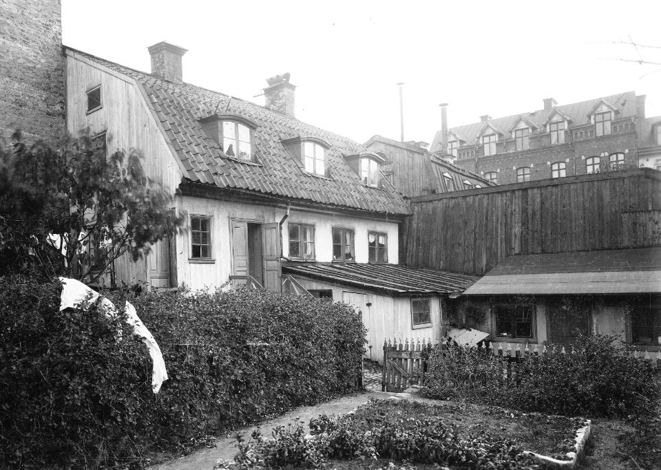 Lilla Skinnarviksgränd 2, år 1906