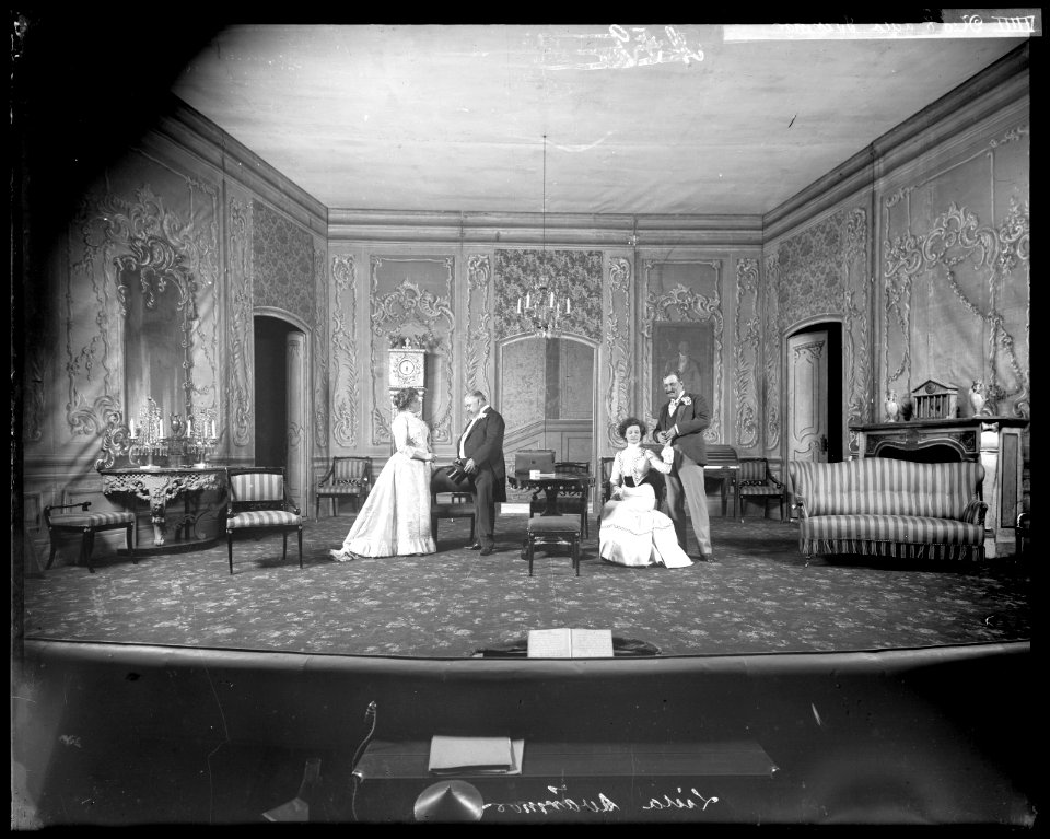 Lilla svärmor, Dramatiska teatern 1900. Föreställningsbild - SMV - DrT116
