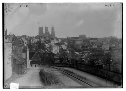 Lille (i.e. Laon) LCCN2014704270