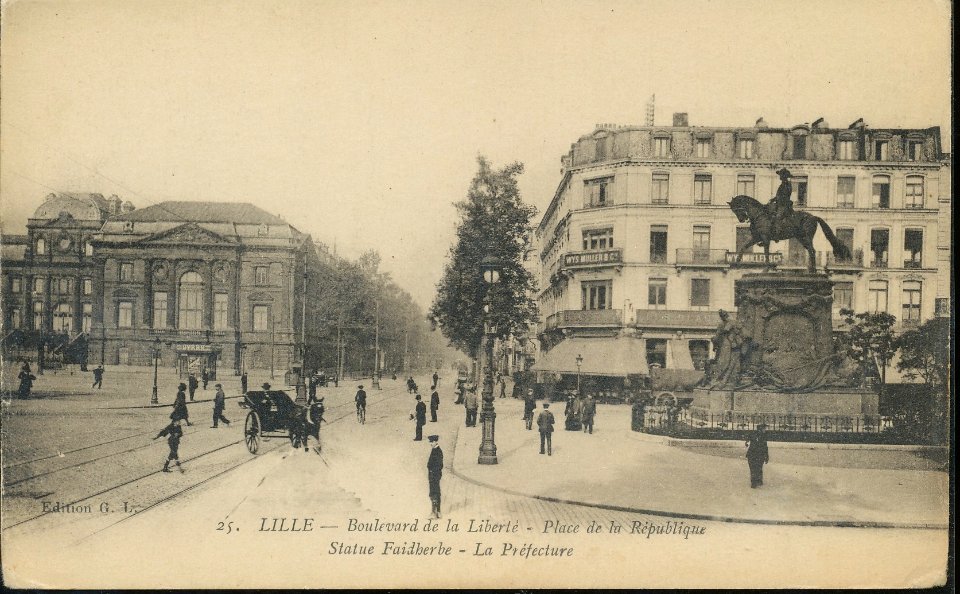 Lille - 25 - Boulevard de la Liberte Place de la Republique Faidherbe