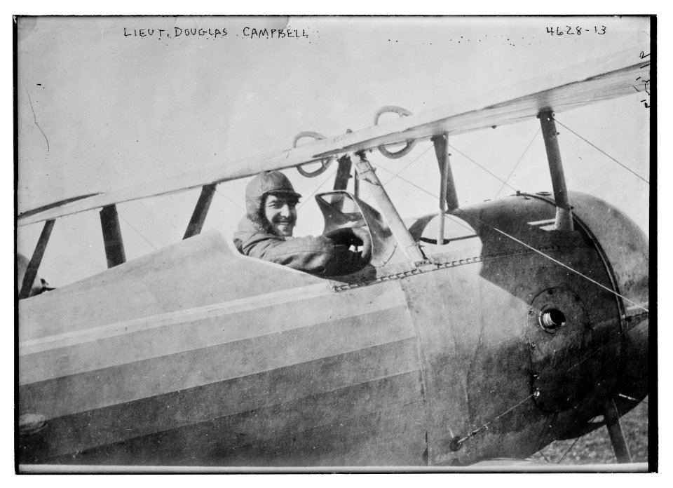 Lieut. Douglas Campbell LCCN2014707297