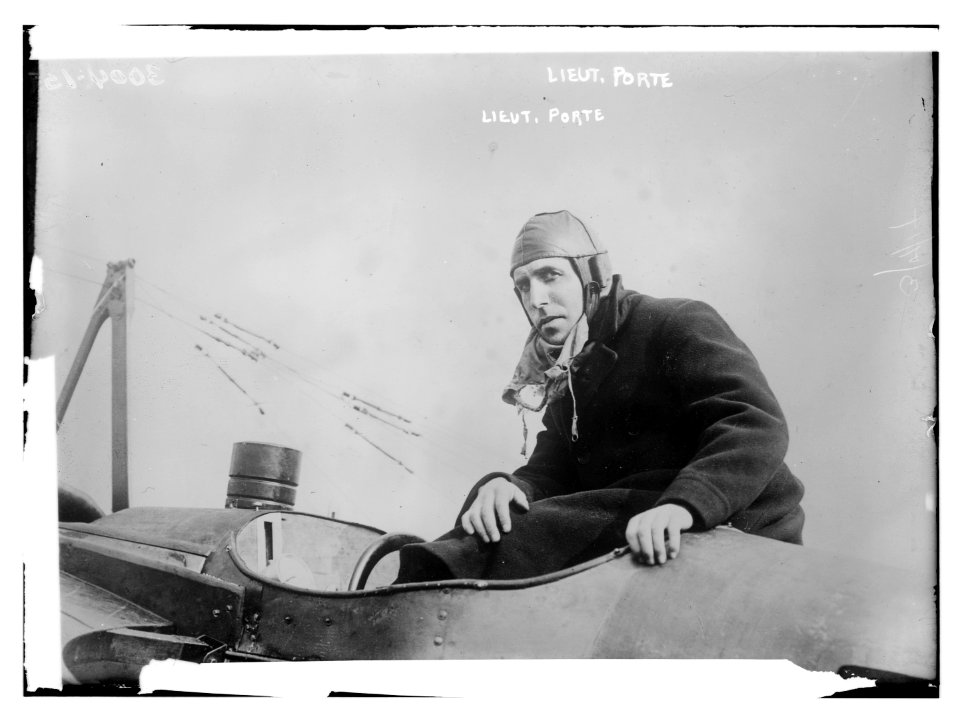 Lieut. Porte LCCN2014695577