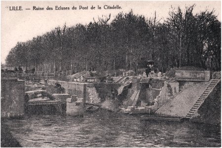 Lille — Ruine des Écluses du Pont de la Citadelle -