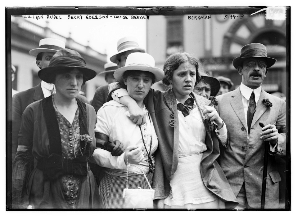 Lillian Rubel, Becky Edelson, Louise Berger, Berkman LCCN2014696523
