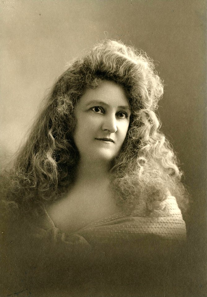 Lillian Stafford, stage actress (SAYRE 8942)
