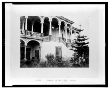 Lima. Interior of the Presa garden LCCN2006679727