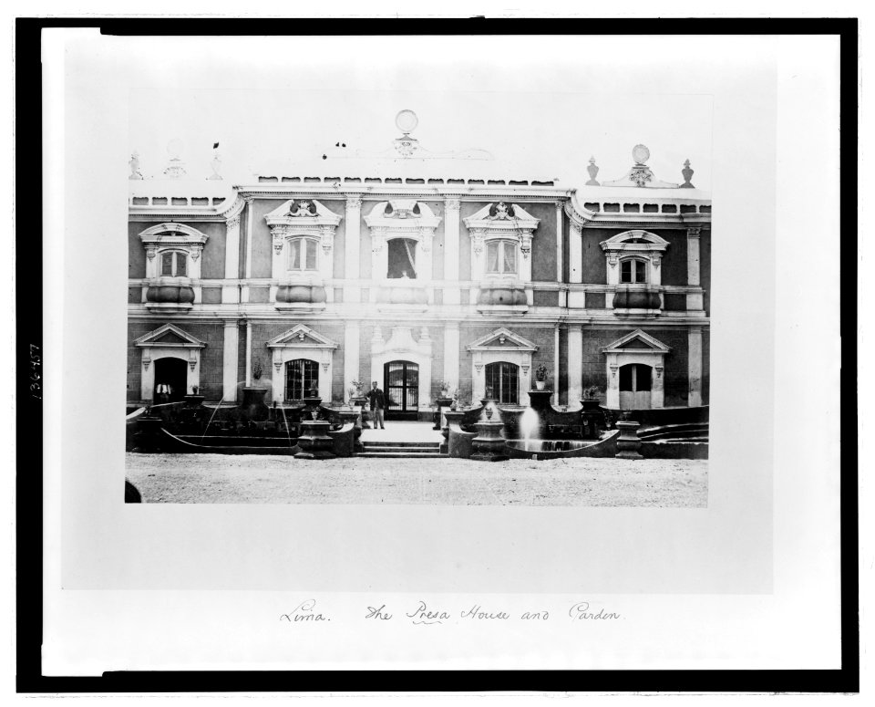 Lima. The Presa house and garden LCCN2006679736