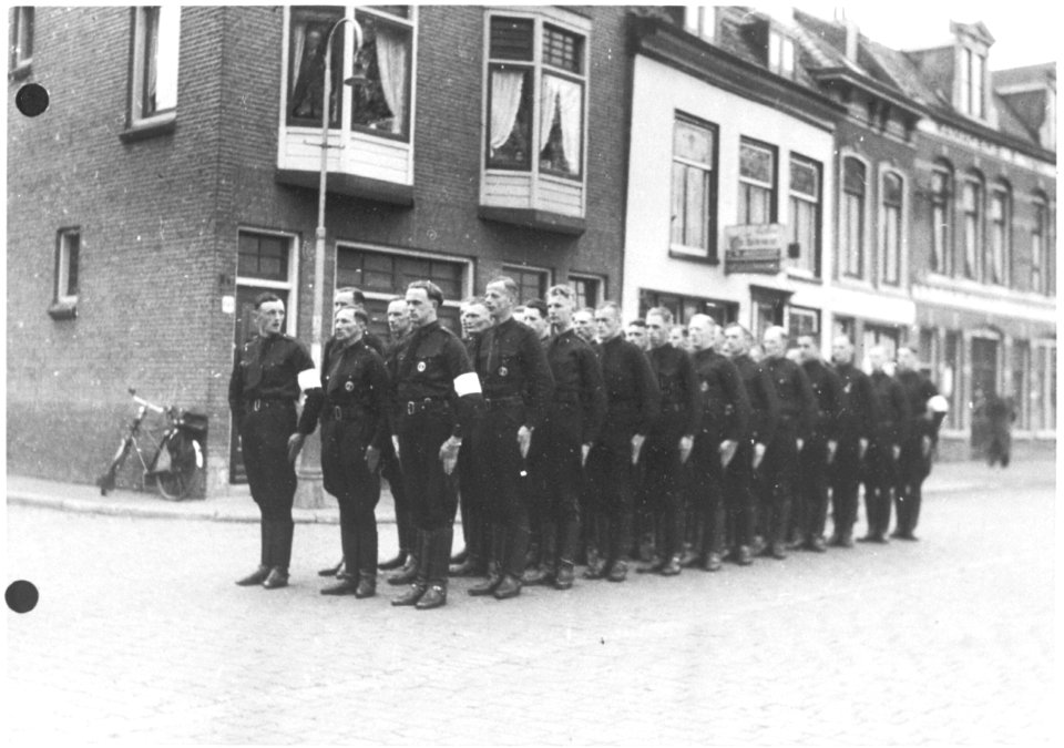 Lijfwacht Mussert - Fotodienst der NSB - NIOD - 78131