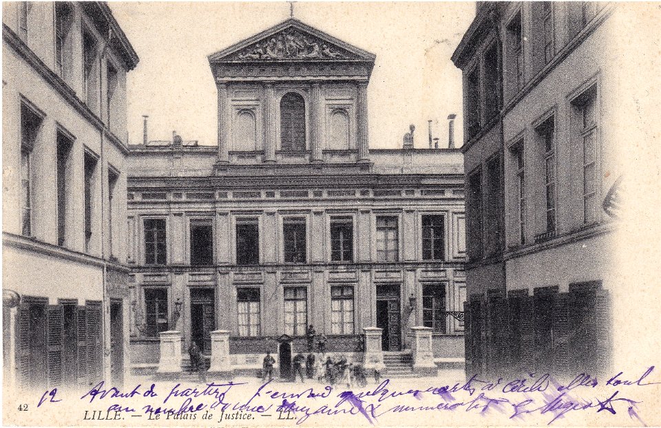 Lille — Le Palais de Justice vers 1900 - Coté rue du Palais de Justice