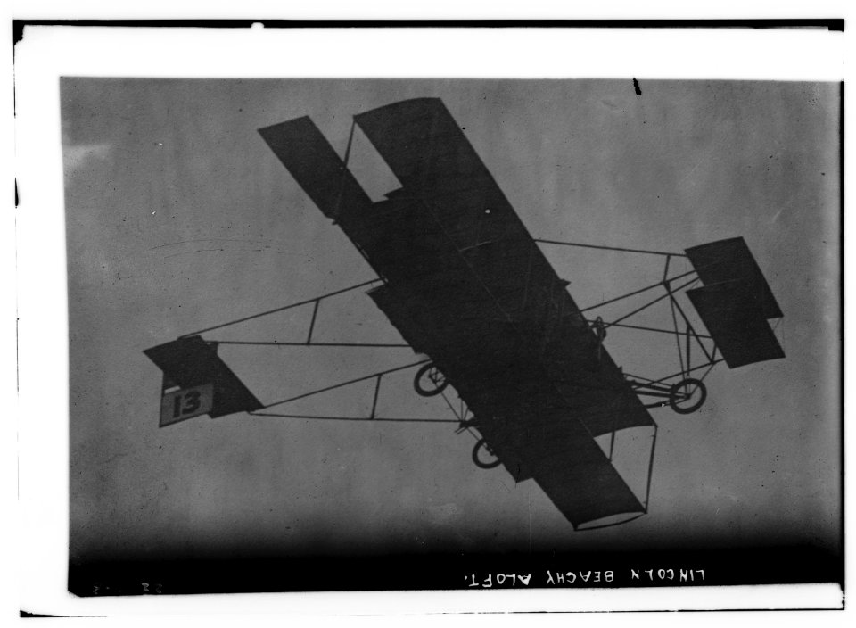 Lincoln Beachy aloft LCCN2014689768