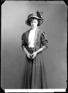 Lilly Gräber, porträtt - SMV - GG056
