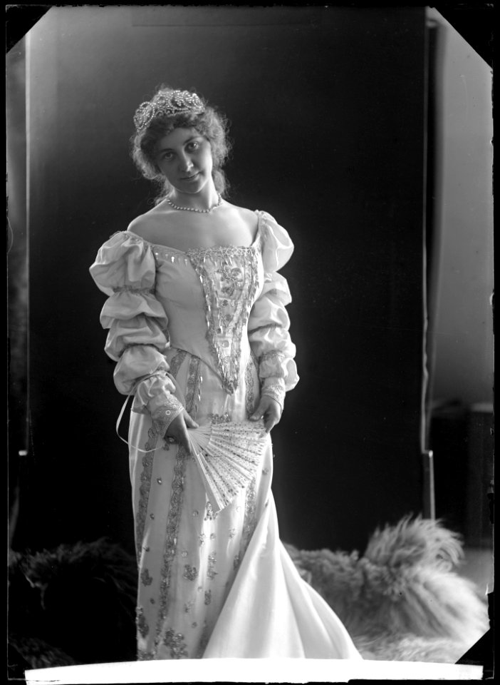 Lilly Walleni in Boccaccio at Östermalmsteatern 1904 - SMV - NV044