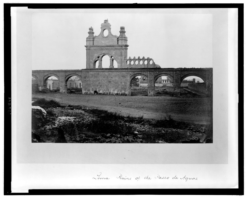 Lima. Ruins of the Paseo de Aguas LCCN2006676638