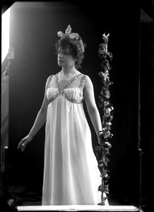 Lina Sandell in Lyckan at Svenska teatern 1903 - SMV - NS013