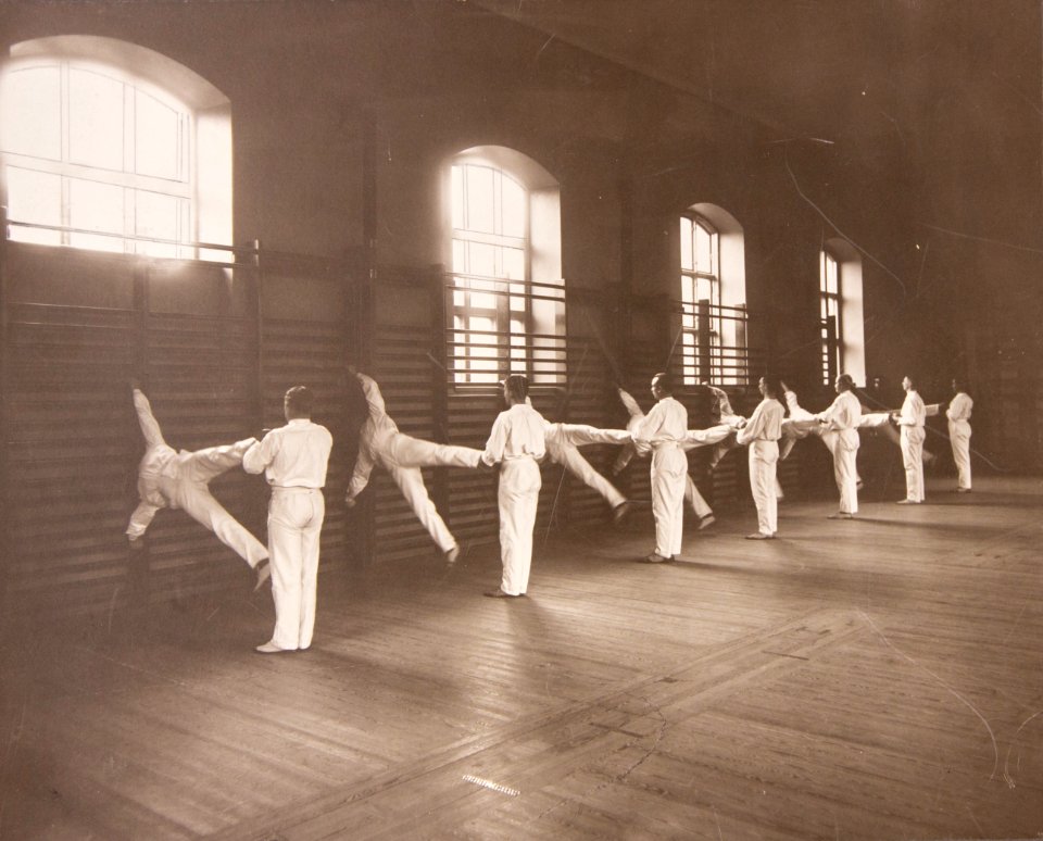 Linggymnastik Gymnastiska Centralinstitutet Stockholm ca 1900 0036