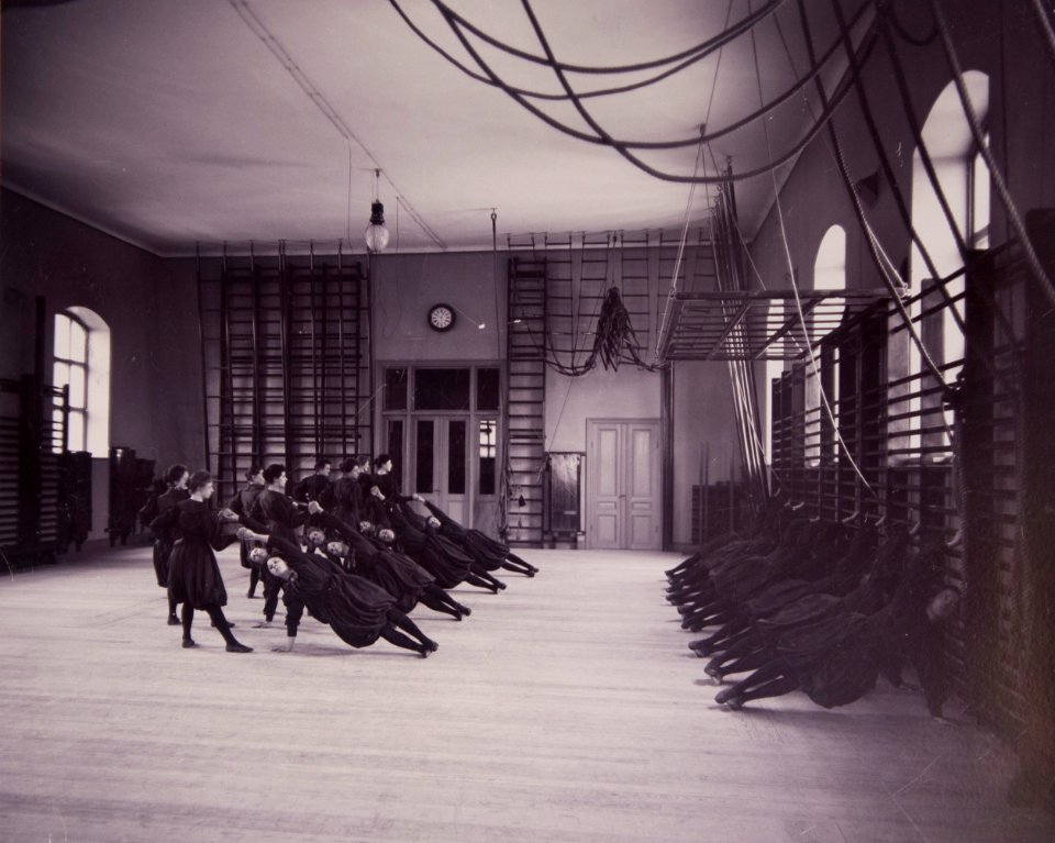 Linggymnastik Gymnastiska Centralinstitutet Stockholm ca 1900 gih0071