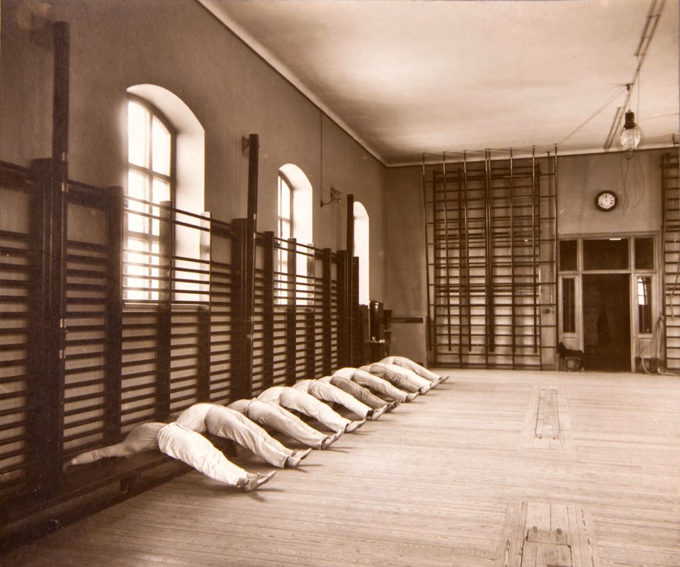 Linggymnastik Gymnastiska Centralinstitutet Stockholm ca 1900, gih0027