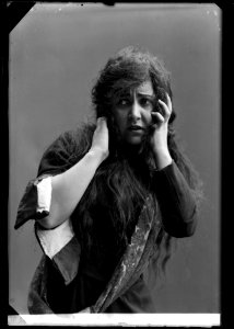 Lilly Walleni as Anita in the opera Navarresiskan at Kungliga Operan 1906 - SMV - GV057