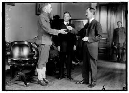 LINN, SGT. W.A. RECEIVING WATCH PRESENTED BY J. HAMPTON MOORE LCCN2016869563