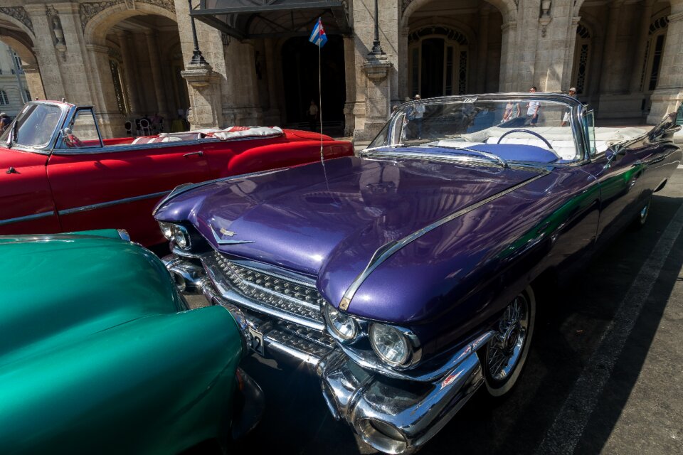 Almendron car classic
