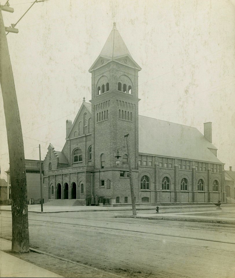 Lilydale Progressive Missionary Baptist Church, Chicago, early 20th century (NBY 966)
