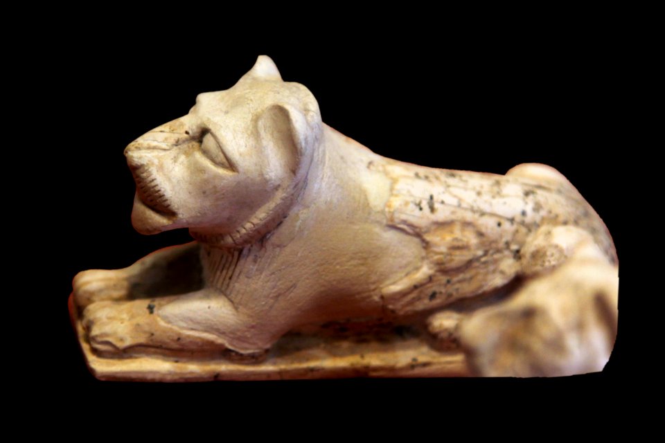 Lion-shaped game counter-E 16668-IMG 0299-black