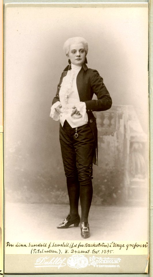 Lina Sandell, rollporträtt - SMV - H7 107