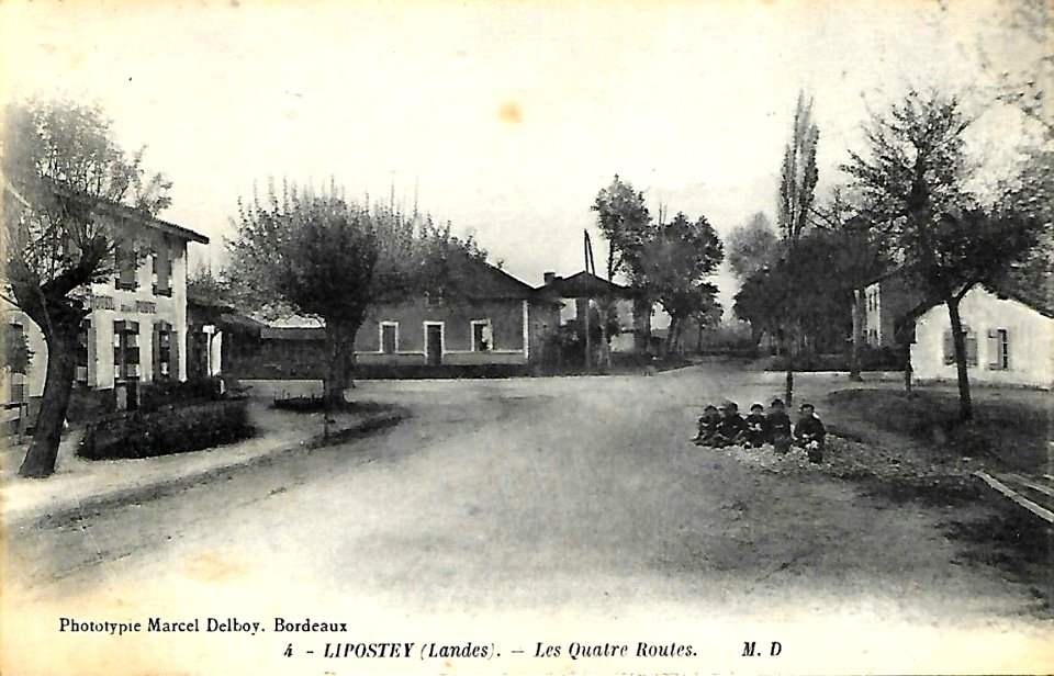 Liposthey (Landes) - les quatre routes