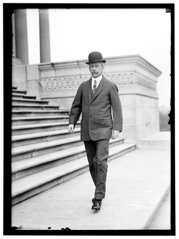 LIPPITT, HENRY FREDERICK. SENATOR FROM RHODE ISLAND, 1911-1917 LCCN2016865387