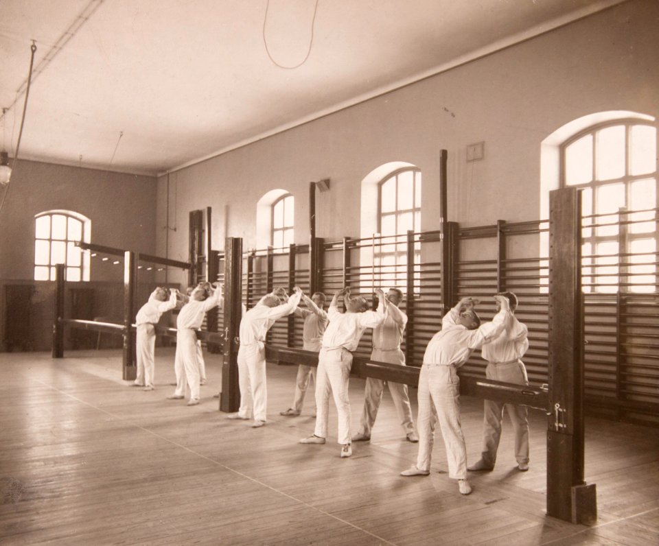 Linggymnastik Gymnastiska Centralinstitutet Stockholm ca 1900, gih0006
