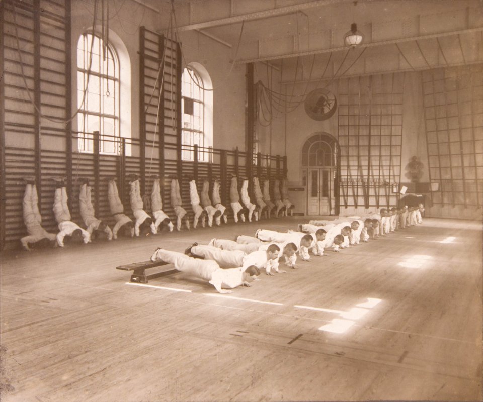 Linggymnastik Gymnastiska Centralinstitutet Stockholm ca 1900, gih0028